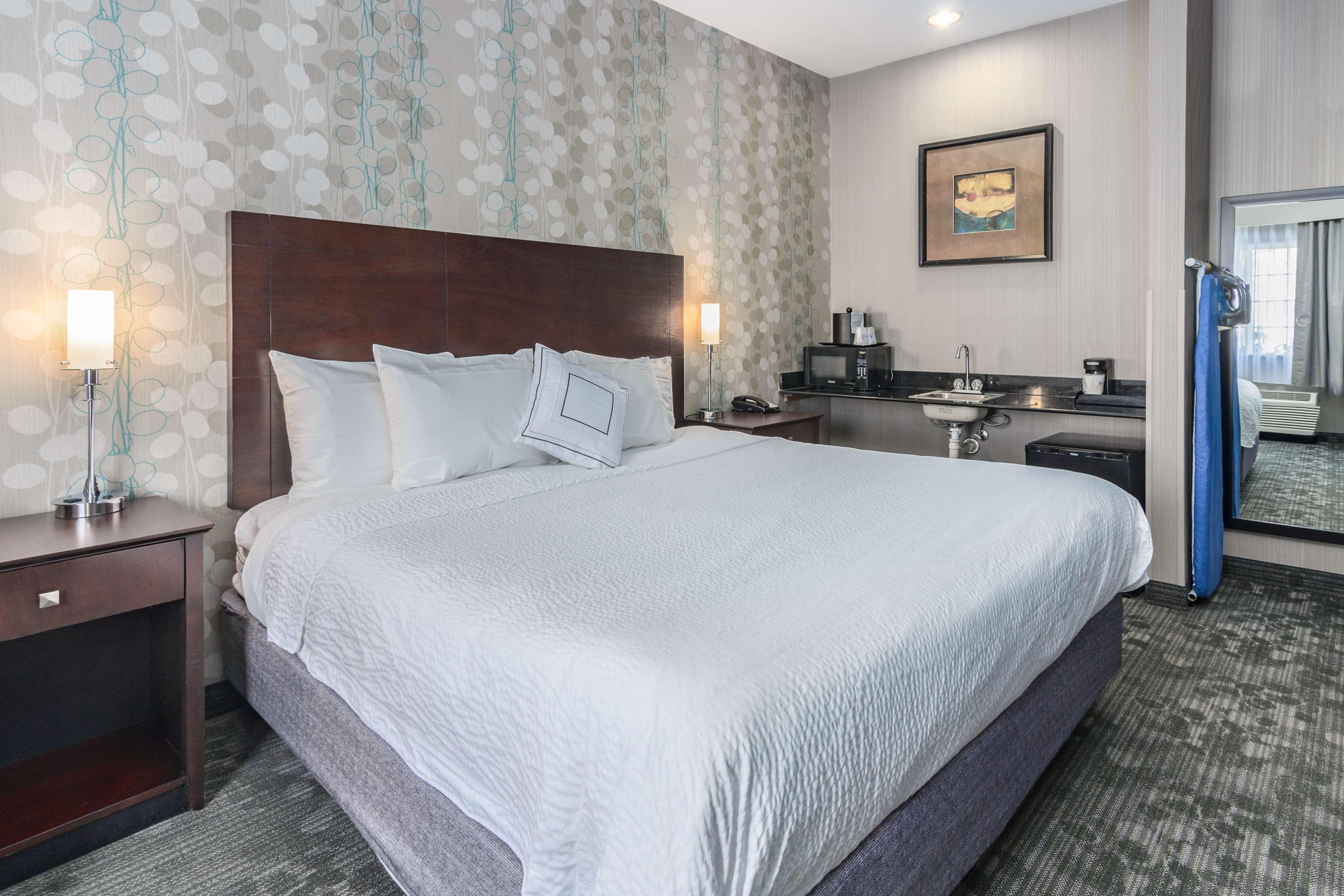 Best Western Concord Inn And Suites Bagian luar foto