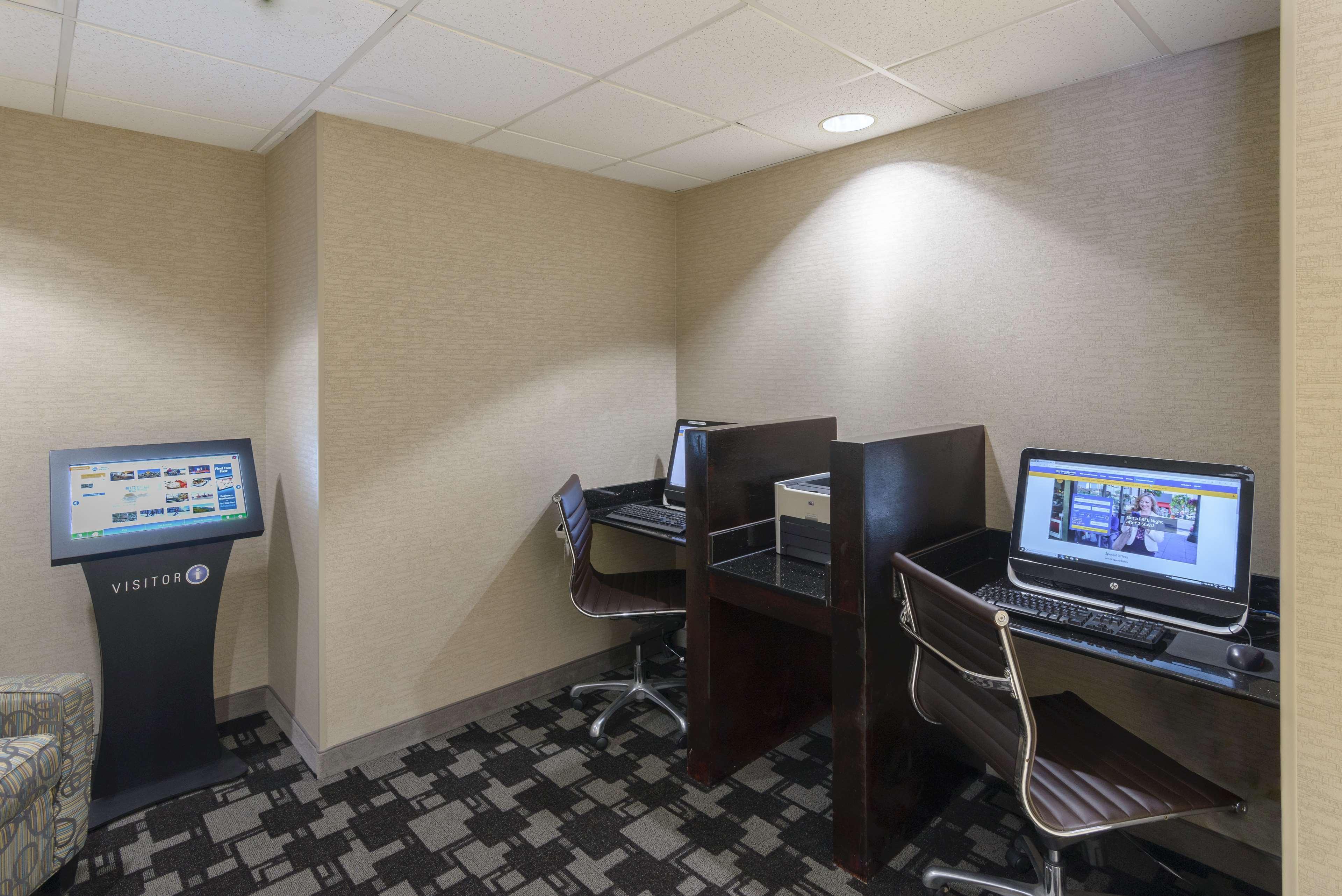 Best Western Concord Inn And Suites Bagian luar foto
